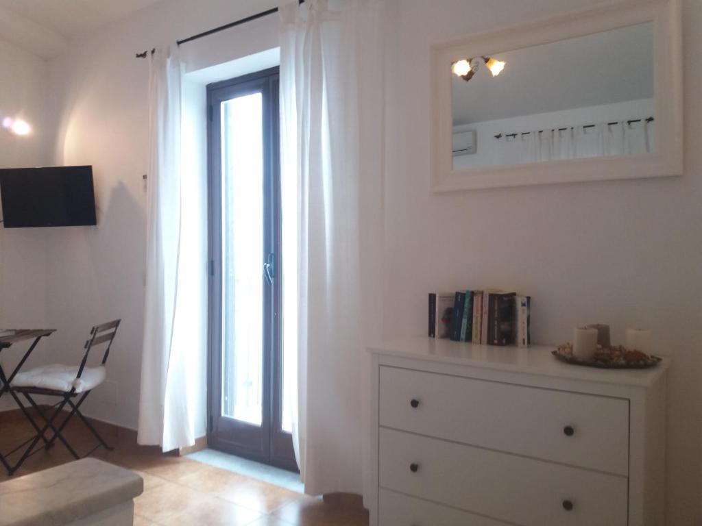 Marina House room 5